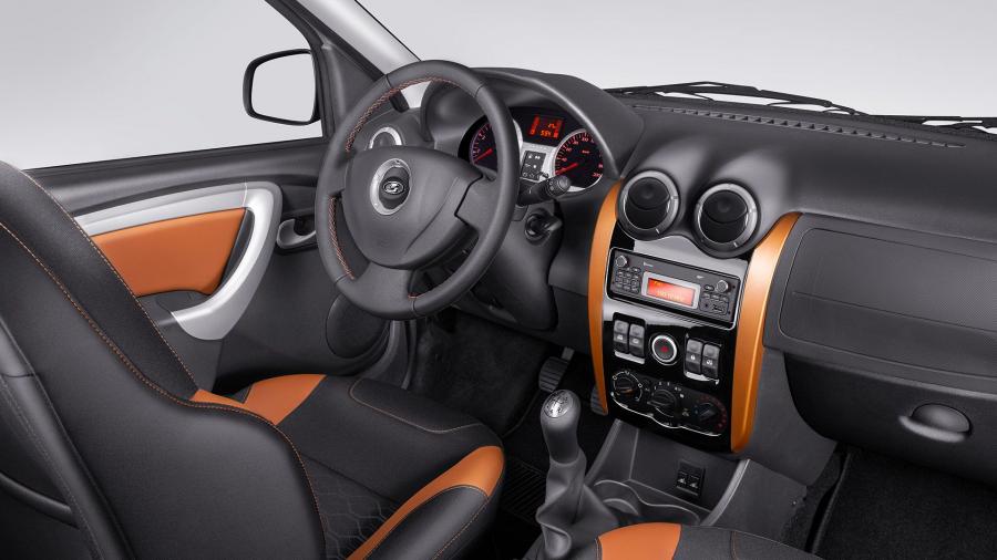 Торпедо Lada Largus Cross Quest (RS0) 2020 года  (фото 4 из 8)